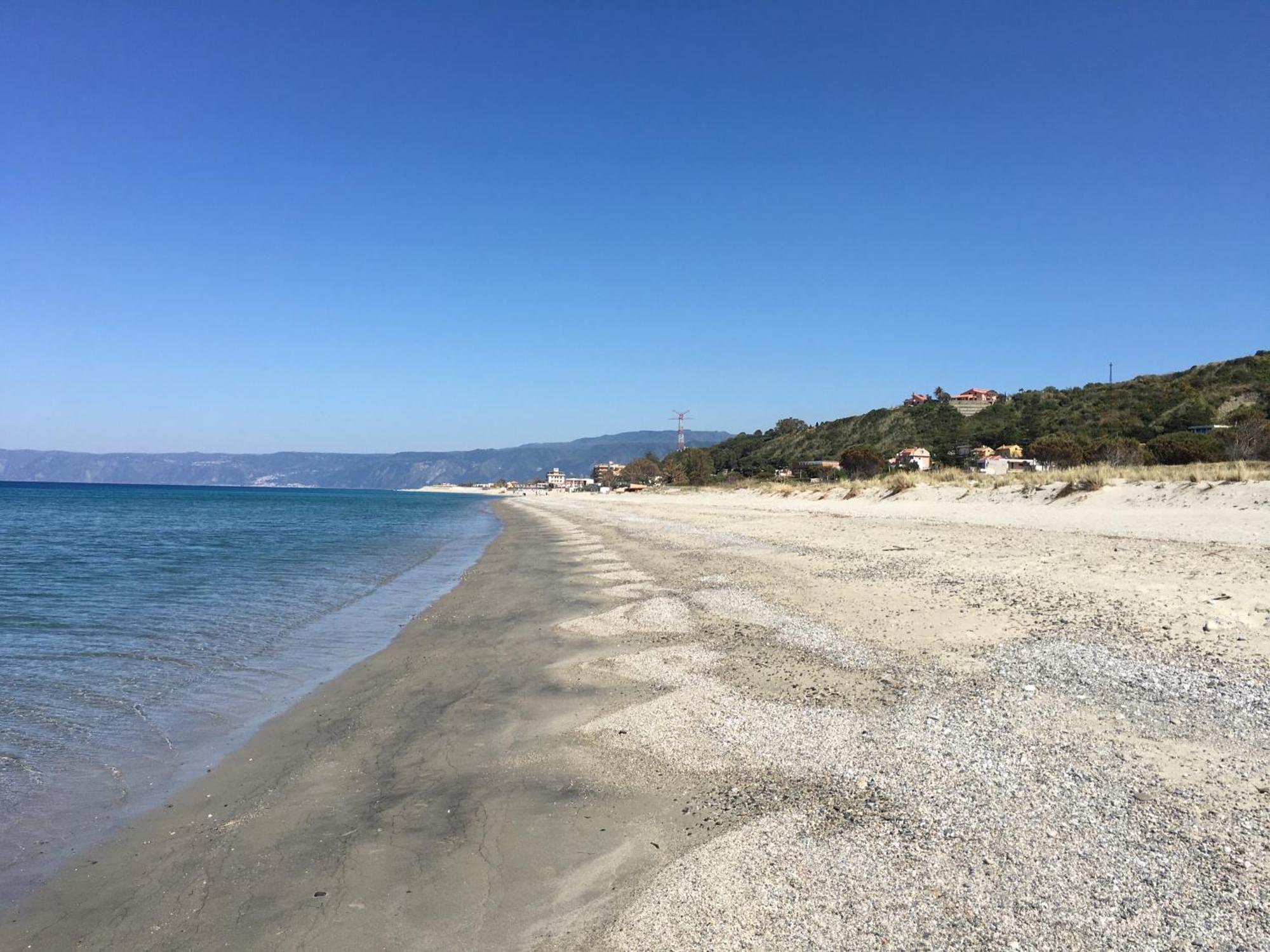 Casa Sulla Spiaggia- Mortelle Мессіна Екстер'єр фото